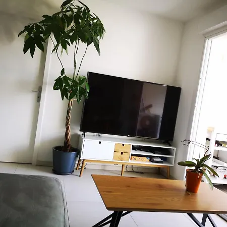 T2 Neuf Ajaccio Climatisé Wi-fi Appartement *
